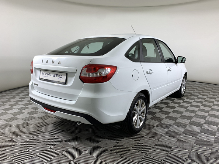 Lada Granta 1.6, 2023 года, Механика, БЕЛЫЙ