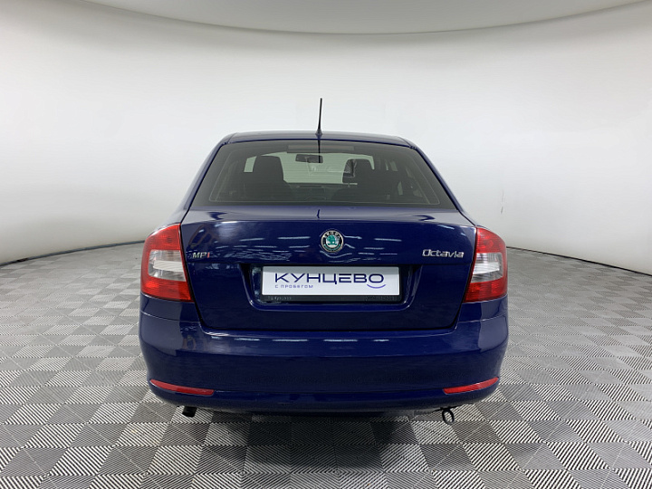 SKODA Octavia 1.6, 2011 года, Механика, ТЕМНО-СИНИЙ