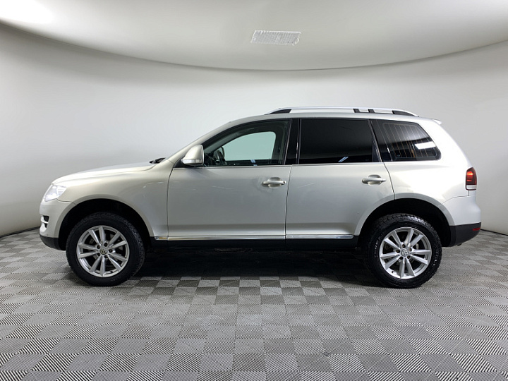 VOLKSWAGEN Touareg 2.5, 2007 года, Автоматическая, Серебристо-желтый