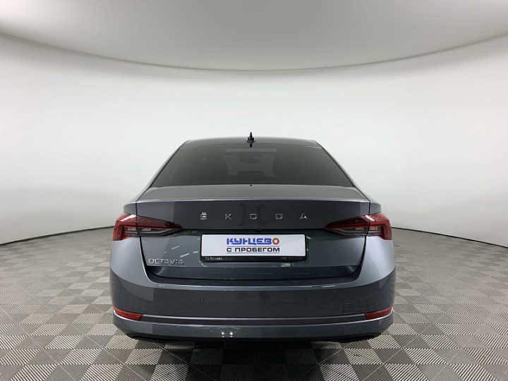 SKODA Octavia 1.4, 2021 года, Автоматическая, СЕРЫЙ