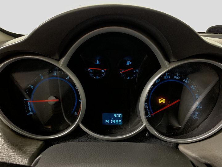 CHEVROLET Cruze 1.6, 2010 года, Механика, Серебристо-желтый