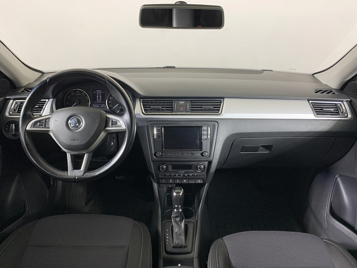 SKODA Rapid 1.4, 2015 года, Робот, БЕЛЫЙ