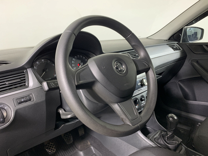 SKODA Rapid 1.2, 2014 года, Механика, ЧЕРНЫЙ