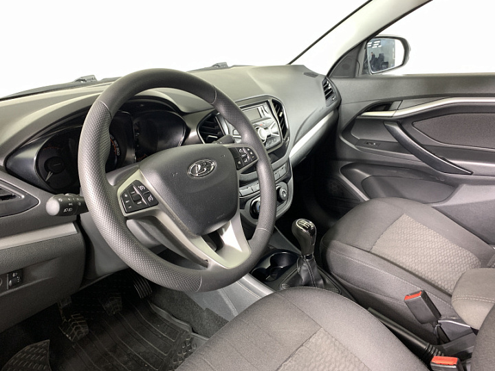 Lada Vesta 1.6, 2020 года, Механика, КОРИЧНЕВЫЙ