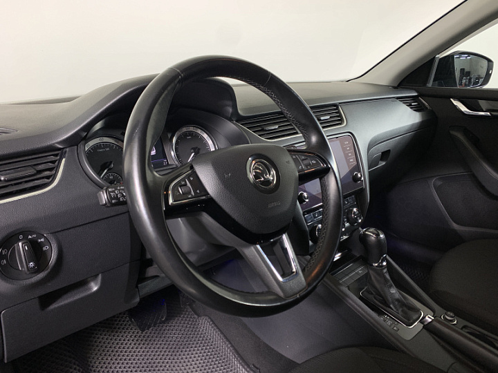 SKODA Octavia 1.8, 2018 года, Робот, ТЕМНО-СЕРЫЙ