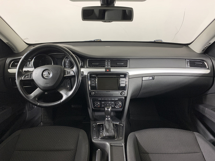 SKODA Superb 1.8, 2014 года, Робот, КОРИЧНЕВЫЙ