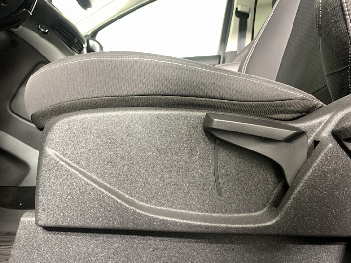 FORD Kuga 2.5, 2017 года, Автоматическая, СЕРЫЙ