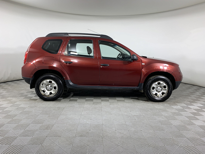 RENAULT Duster 1.6, 2012 года, Механика, КРАСНЫЙ