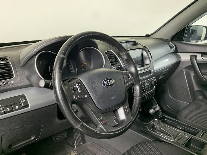 KIA Sorento 2.4, 2014 года, Автоматическая, ЧЕРНЫЙ