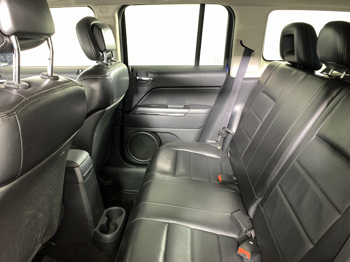 JEEP Liberty (Patriot) 2.4, 2010 года, Вариатор, ТЕМНО-СИНИЙ
