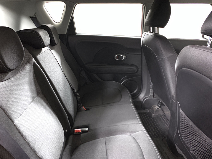 KIA Soul 1.6, 2017 года, Автоматическая, КРАСНЫЙ