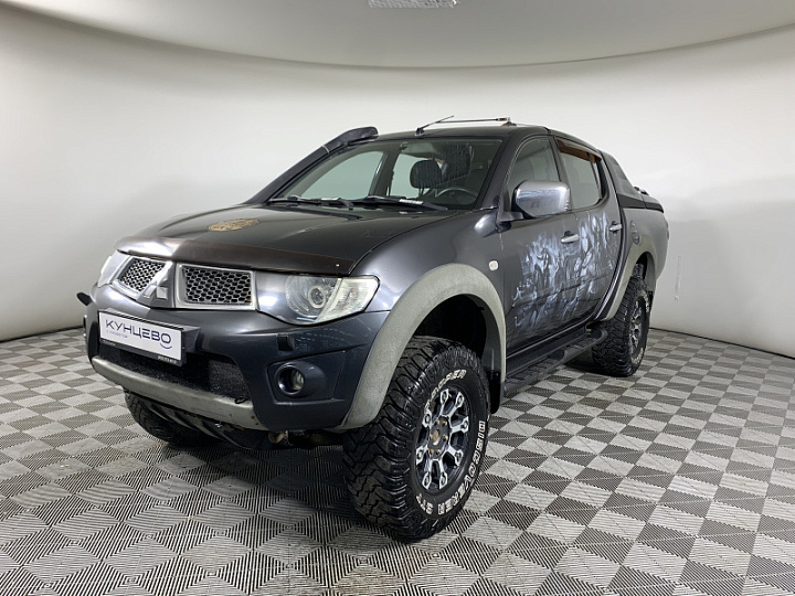 MITSUBISHI L200 2.5, 2011 года, Механика, СЕРЫЙ