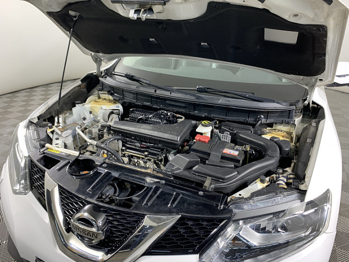 NISSAN X-Trail 2.5, 2016 года, Вариатор, БЕЛЫЙ