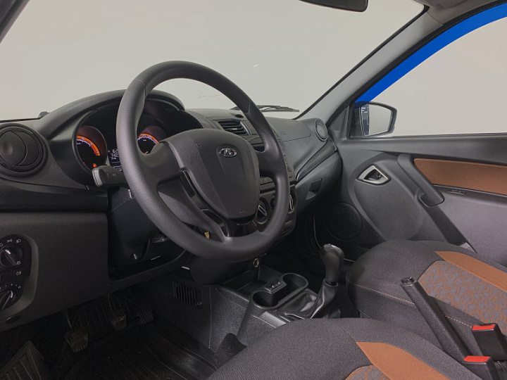 Lada Granta 1.6, 2023 года, Механика, БЕЛЫЙ
