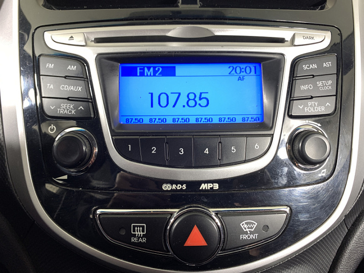 HYUNDAI Solaris 1.6, 2011 года, Автоматическая, БЕЛЫЙ