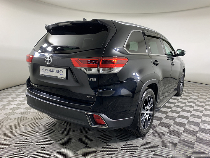 TOYOTA Highlander 3.5, 2018 года, Автоматическая, ЧЕРНЫЙ