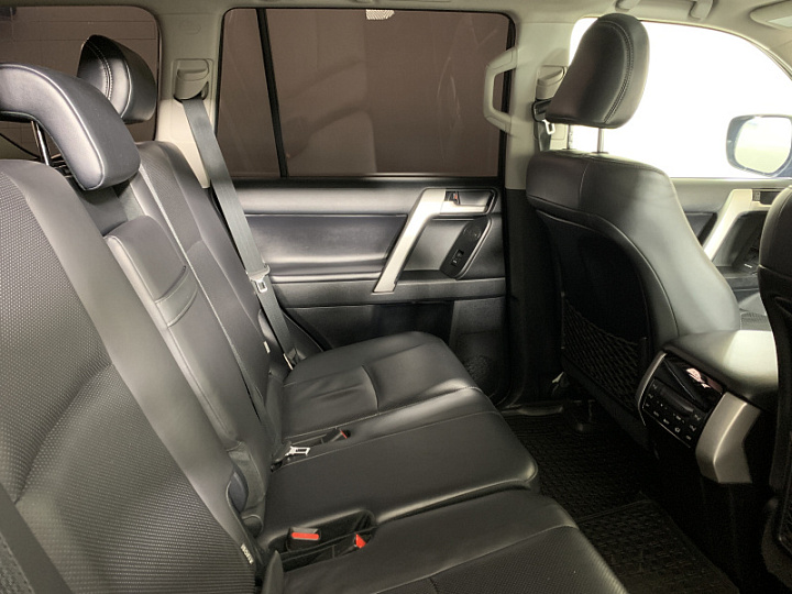 TOYOTA Land Cruiser Prado 2.8, 2021 года, Автоматическая, ЧЕРНЫЙ