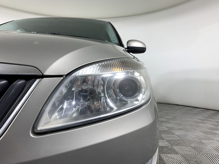 SKODA Fabia 1.2, 2014 года, Механика, БЕЖЕВЫЙ