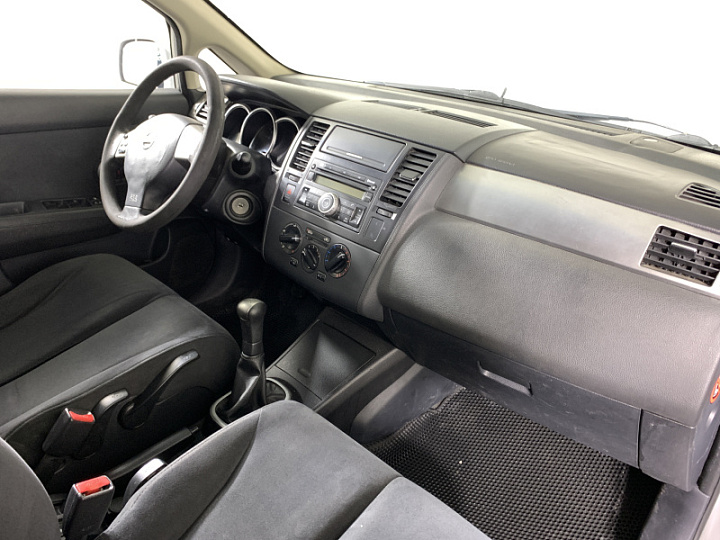 NISSAN Tiida 1.6, 2007 года, Механика, Серебристый