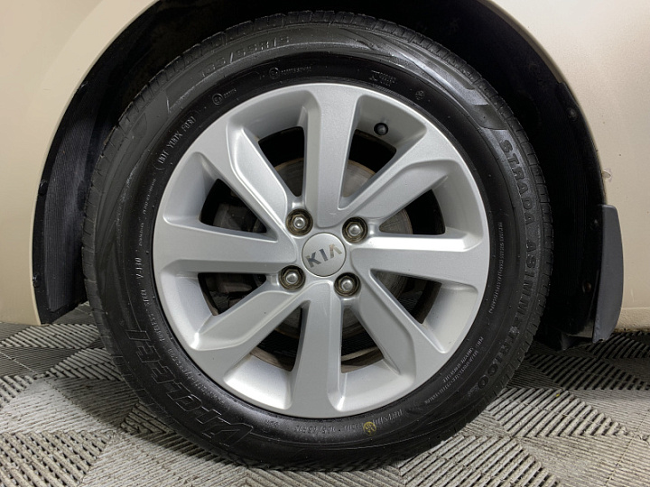 KIA Rio 1.6, 2015 года, Автоматическая, БЕЖЕВЫЙ