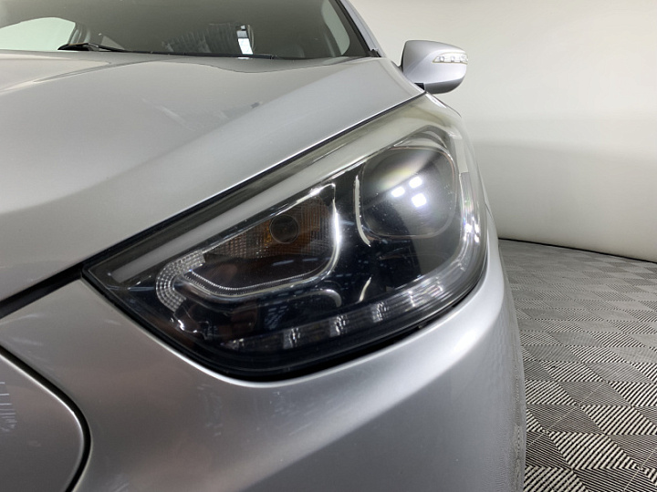 Hyundai ix35 2, 2014 года, Автоматическая, Серебристый