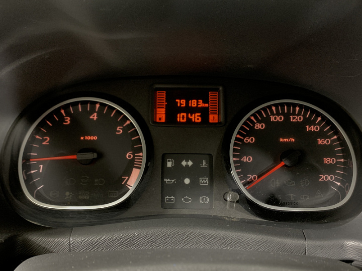 RENAULT Duster 1.6, 2013 года, Механика, БЕЖЕВЫЙ