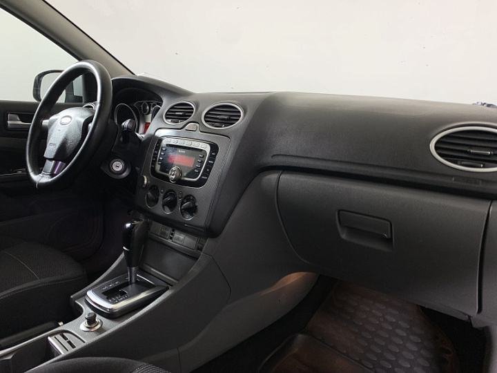 Ford Focus 1.6, 2009 года, Автоматическая, Белый