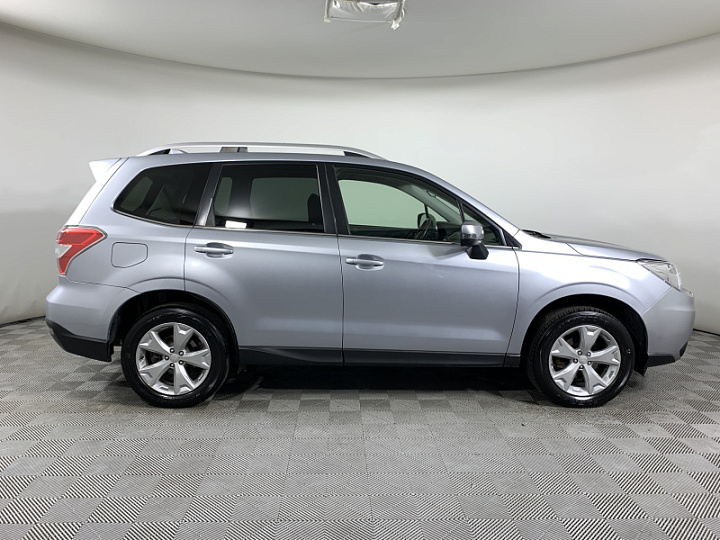 SUBARU Forester 2.5, 2015 года, Вариатор, Серебристый