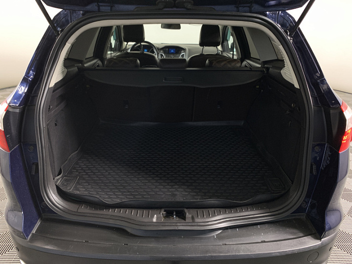 FORD Focus 1.6, 2012 года, Механика, ТЕМНО-СИНИЙ