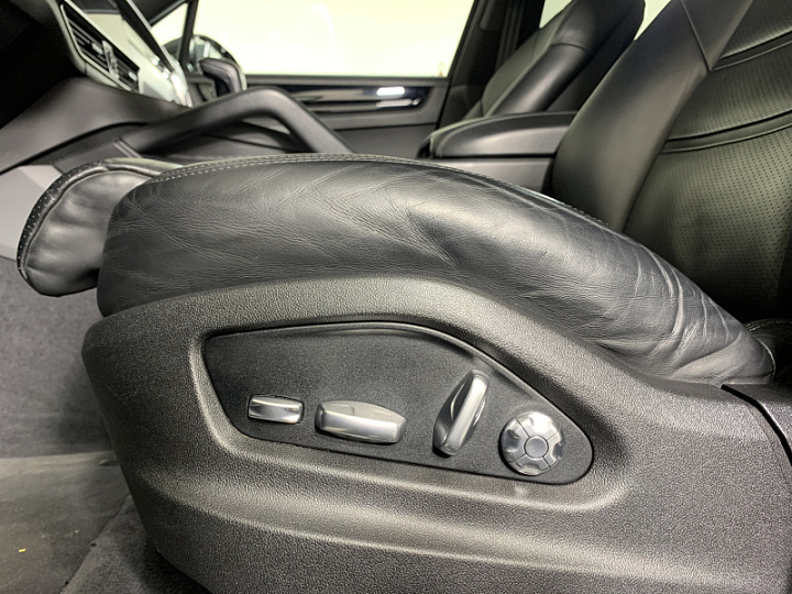 PORSCHE Cayenne 2.9, 2019 года, Автоматическая, ЧЕРНЫЙ
