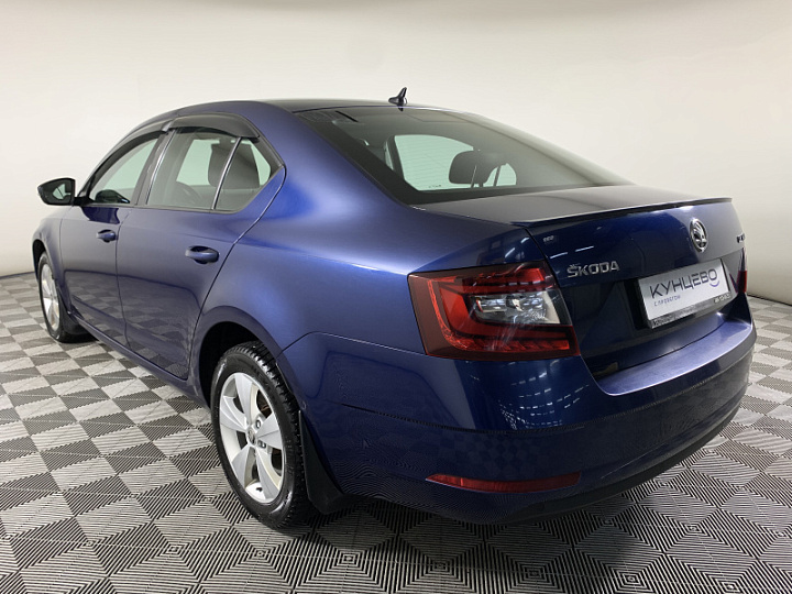 Skoda Octavia 1.8, 2017 года, Робот, ТЕМНО-СИНИЙ