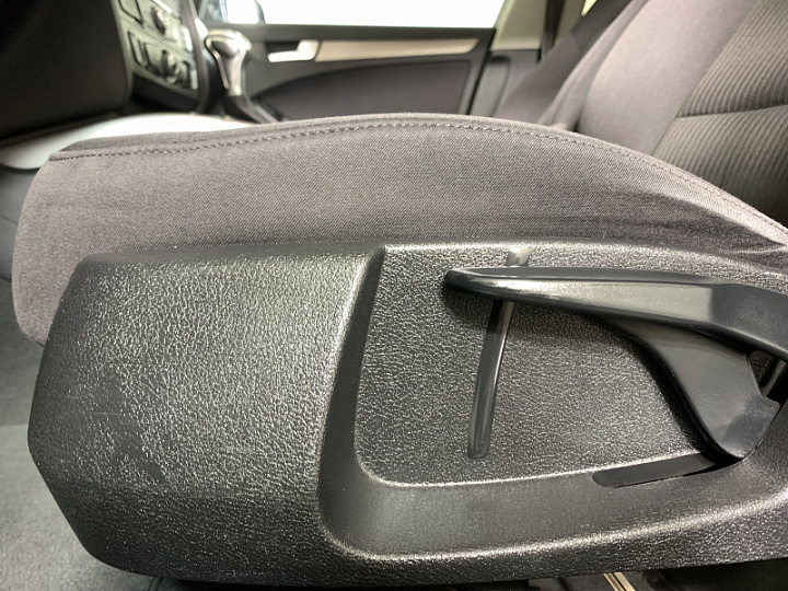 Audi A4 1.8, 2015 года, Вариатор, Черный
