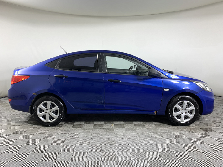 Hyundai Solaris 1.6, 2011 года, Автоматическая, ТЕМНО-СИНИЙ