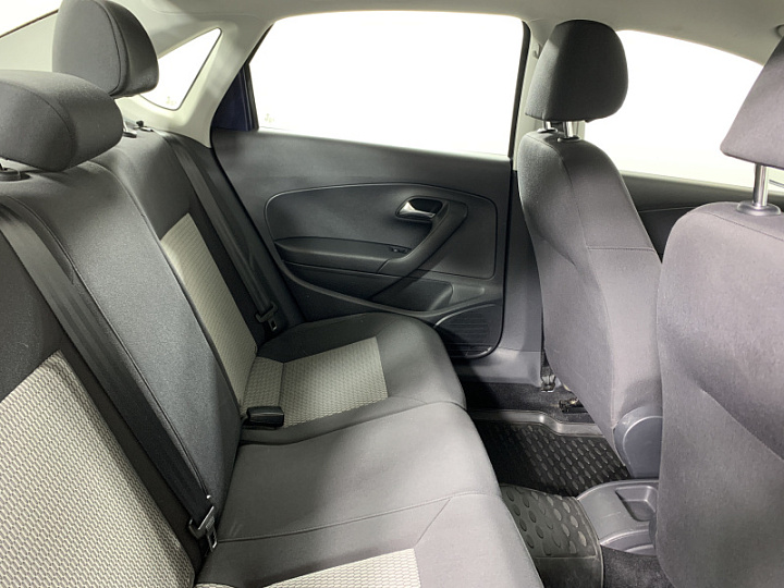 VOLKSWAGEN Polo 1.6, 2013 года, Автоматическая, ТЕМНО-СИНИЙ