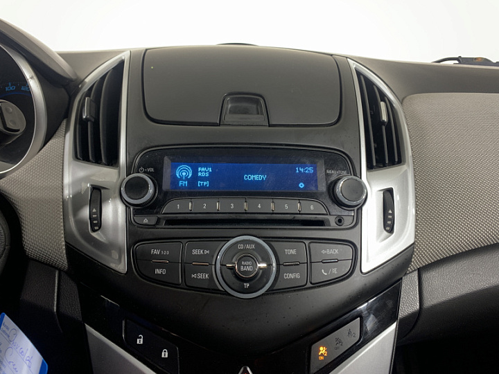 CHEVROLET Cruze 1.8, 2013 года, Механика, БЕЛЫЙ