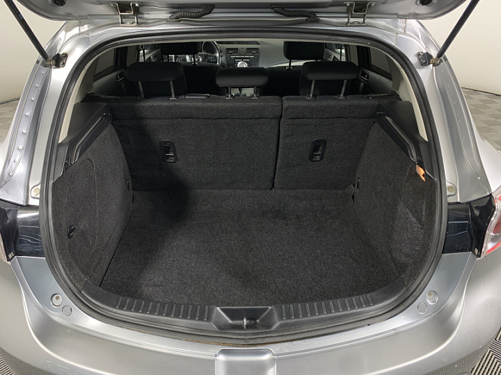 MAZDA 3 1.6, 2011 года, Автоматическая, Серебристый