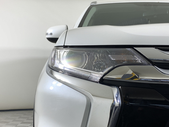 MITSUBISHI Outlander 2, 2018 года, Вариатор, БЕЛЫЙ