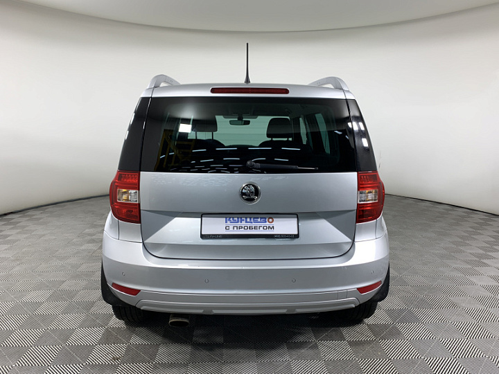 SKODA Yeti 1.6, 2016 года, Автоматическая, Серебристый