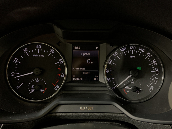 SKODA Octavia 1.8, 2016 года, Робот, БЕЛЫЙ