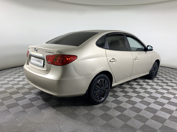 Hyundai Elantra 1.6, 2010 года, Автоматическая, Желтый