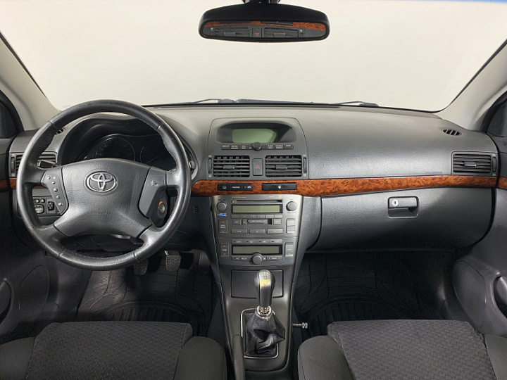 TOYOTA Avensis 1.8, 2004 года, Механика, КОРИЧНЕВЫЙ