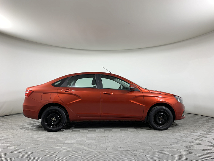 Lada Vesta 1.6, 2020 года, Механика, КРАСНЫЙ