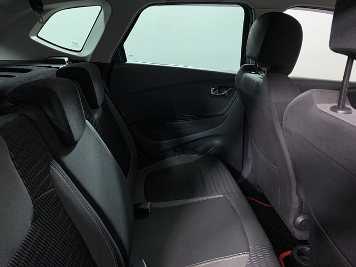 RENAULT Kaptur 2, 2017 года, Вариатор, ТЕМНО-СЕРЫЙ