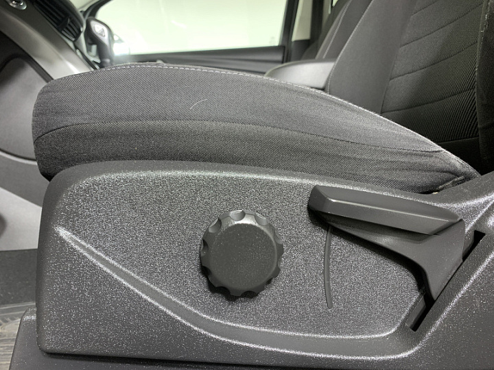 FORD Kuga 1.6, 2013 года, Автоматическая, Золотисто-коричневый