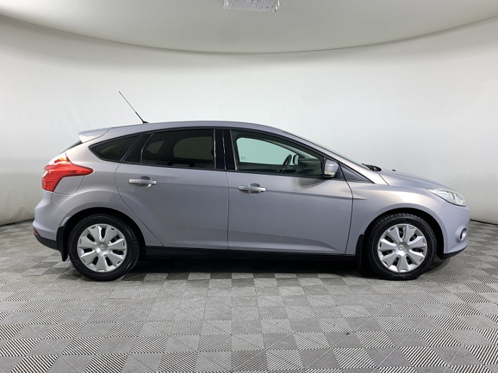 FORD Focus 1.6, 2011 года, Механика, Серо-голубой