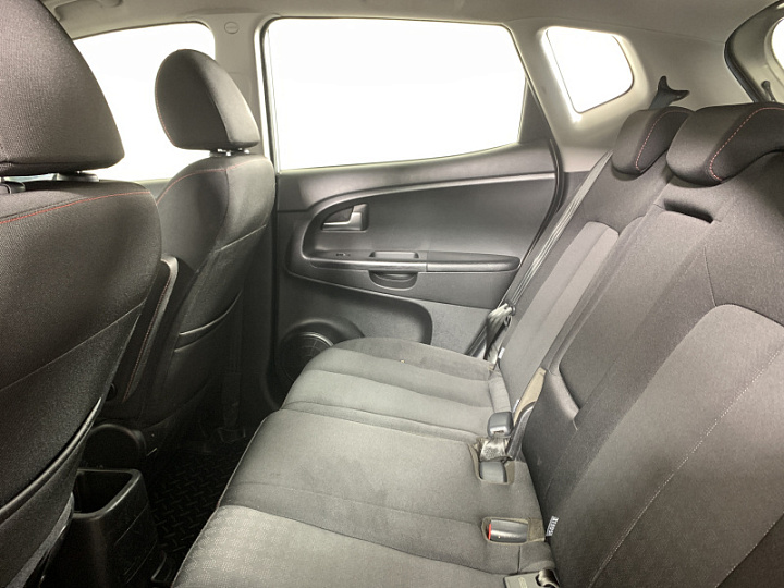 KIA Venga 1.6, 2014 года, Автоматическая, БЕЖЕВЫЙ