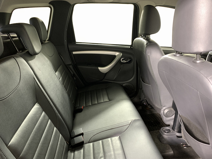 NISSAN Terrano 2, 2017 года, Автоматическая, ЧЕРНЫЙ