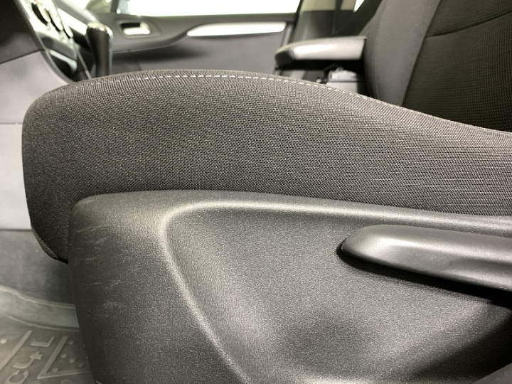 Citroen C4 1.6, 2013 года, Автоматическая, Коричневый
