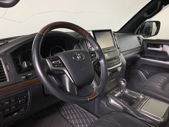 TOYOTA Land Cruiser 4.5, 2017 года, Автоматическая, ЧЕРНЫЙ