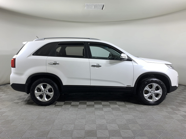KIA Sorento 2.2, 2015 года, Автоматическая, БЕЛЫЙ